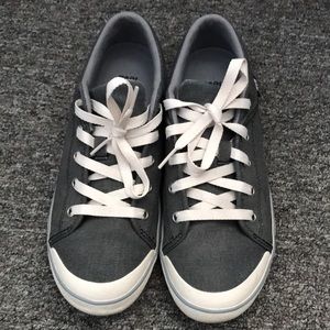 Teva Freewheel Washed Canvas Sneakers